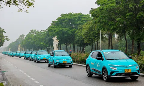 Khai trương hãng taxi thuần điện đầu tiên tại Việt Nam